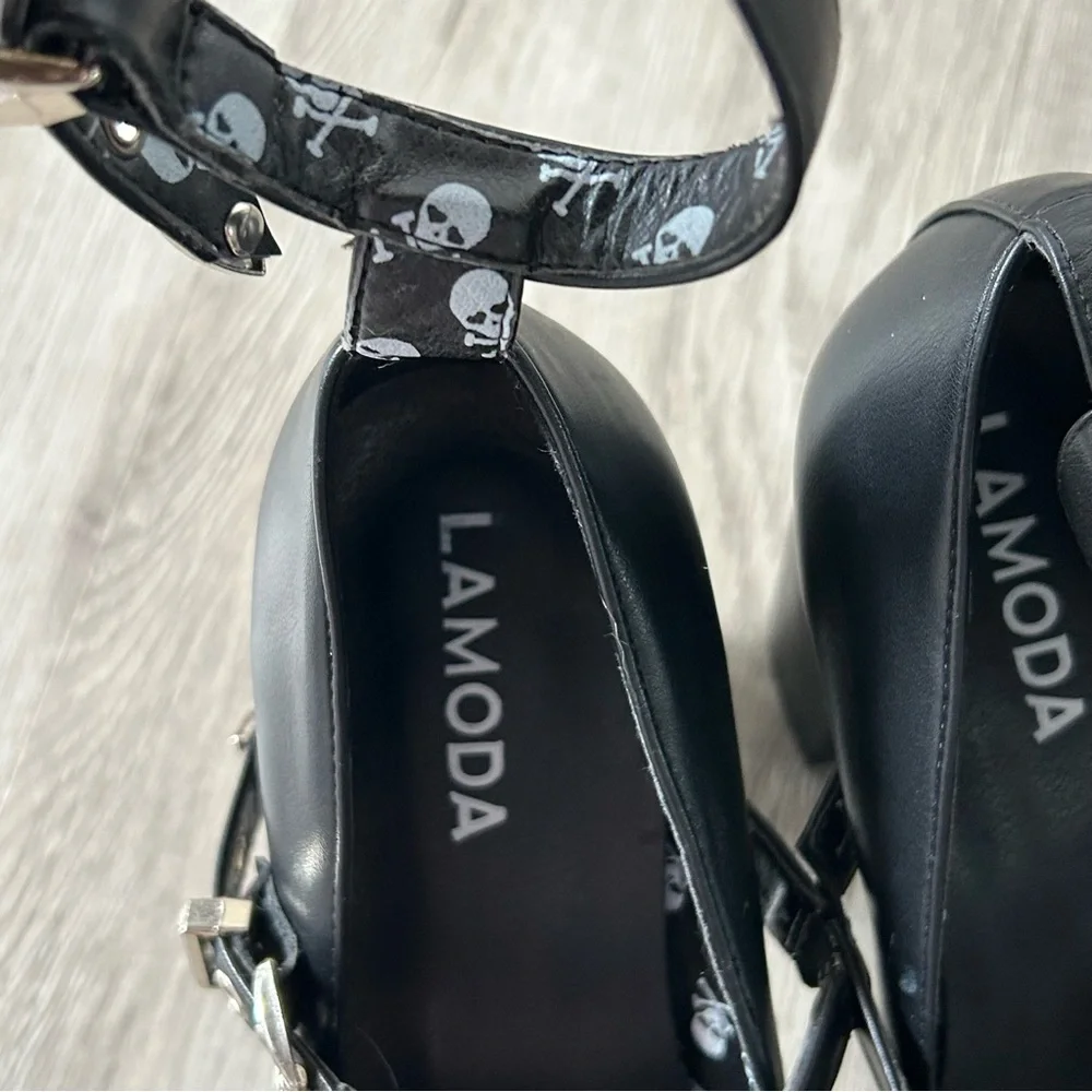 Lamoda Walk with Faith Platform Heels Black